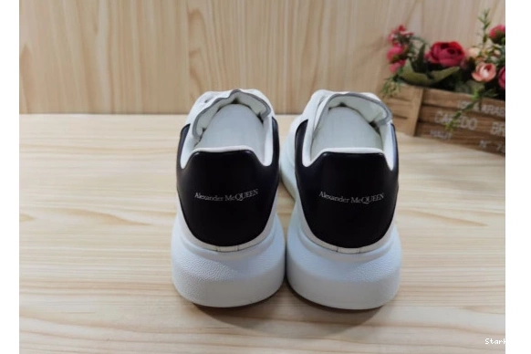 ZOOM BV1358-003 (2023) Triple 5 Black VOMERO NIKE 1027